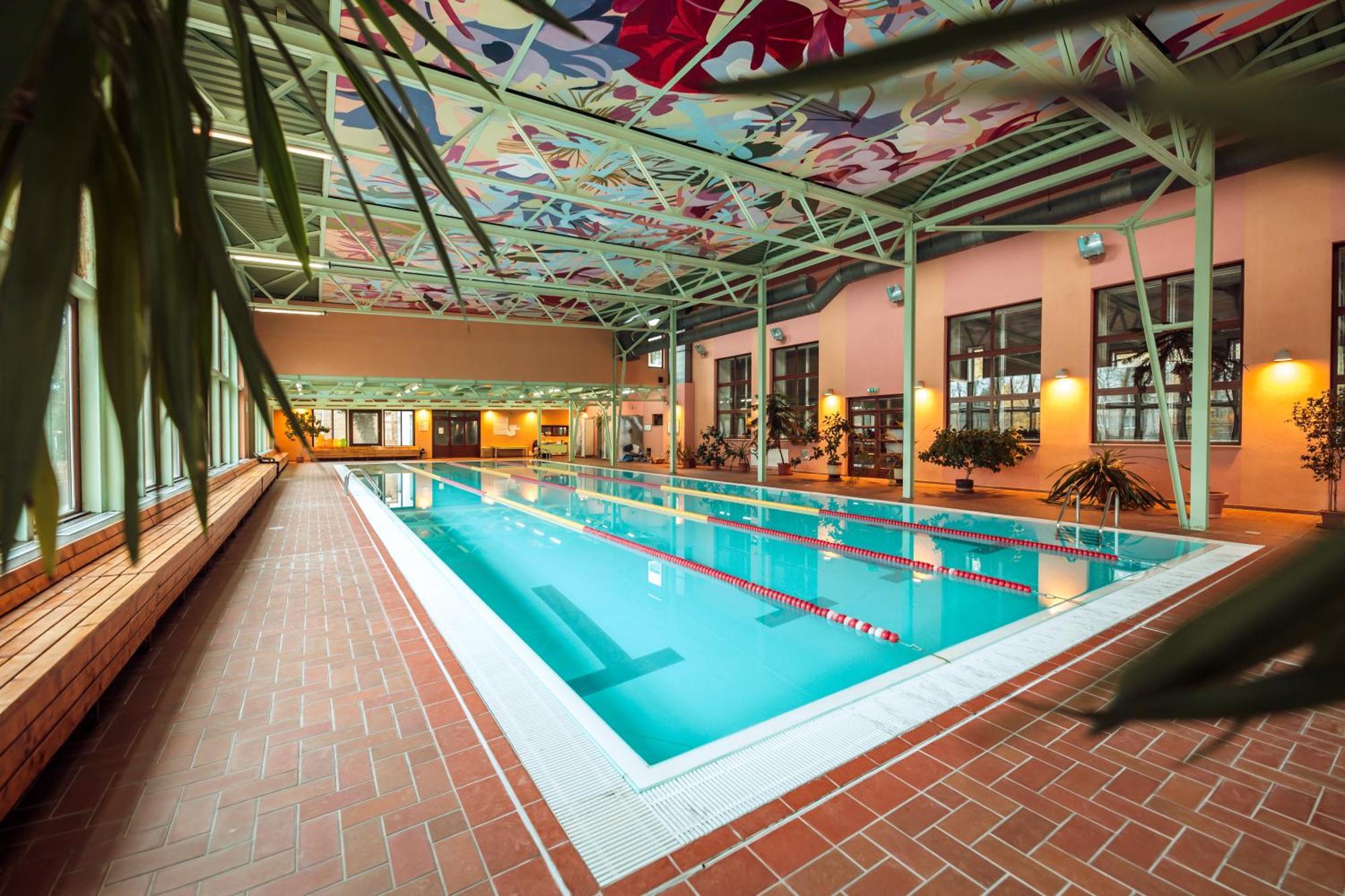Hotel Kastiel Mojmírovce المظهر الخارجي الصورة